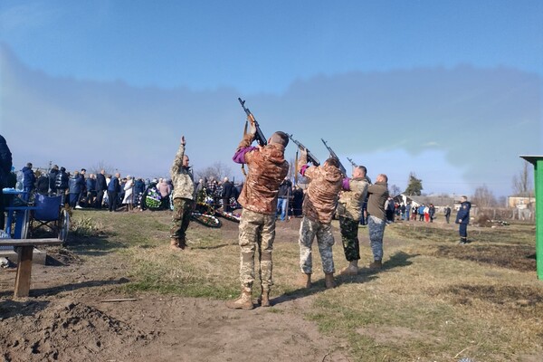 В Одесской области попрощались с полковником спецподразделения СБУ &quot;Альфа&quot; фото 9