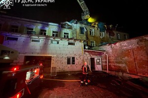 Российские оккупанты снова атаковали Одессу ракетами: повреждено общежитие монастыря (обновлено) фото 2