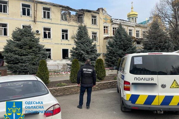 Ракетный удар по Иверскому монастырю в Одессе: делом занялась прокуратура  фото 4