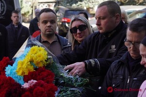 В Одессе простились с двумя погибшими защитниками фото 5