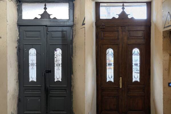 Одесситы сами восстановили старинную дверь в доме Фельдмана фото 8