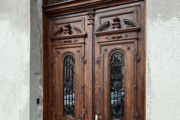 Одесситы сами восстановили старинную дверь в доме Фельдмана фото 14