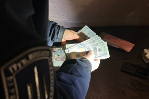 На Одещині викрили чиновника військової частини, який відбирав у солдатів бойові доплати фото