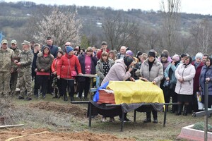 В Одесской области простились со старшим сержантом, погибшим в Донецкой области фото 5