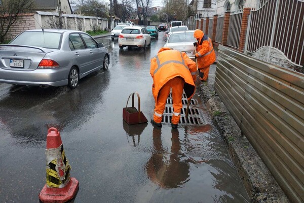 Дощ в Одесі: яка ситуація на дорогах фото 7
