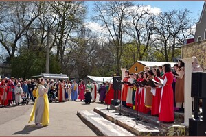 Легионеры и суд над Христом: в Одессе состоялась пасхальная реконструкция фото 22