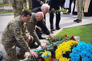 Ко Дню пограничника в Одессе открыли монумент &quot;Стена Героев&quot; фото 4
