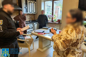 В Одессе будут судить юристов, которые организовали выезд мужчин за границу фото 1