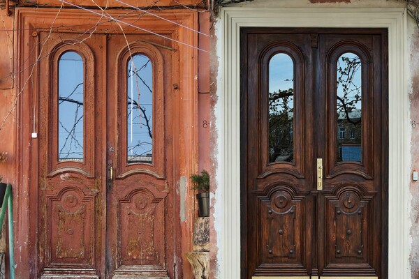 В Одессе отреставрировали старинные двери конца ХIX века фото 6