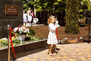В Одесской области открыли памятник Матери фото 6