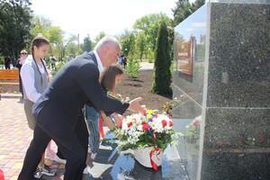 В Одесской области открыли памятник Матери фото 9