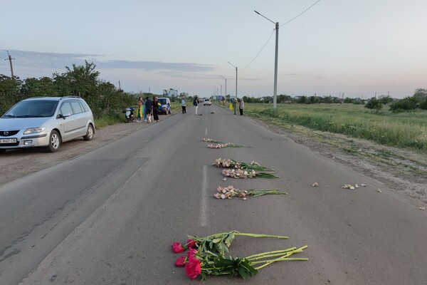 На Одещині попрощалися з бойовим медиком Романом Воробйовим фото 12