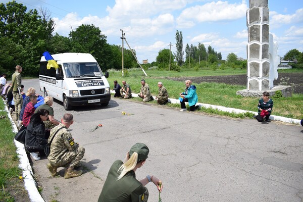 Спасал побратима: под Бахмутом погиб воин из Одесской области Николай Ботнар фото 15