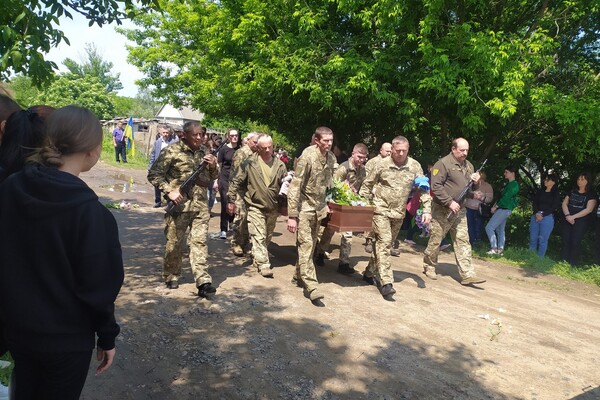 На фронте погиб воин из Одесской области Алексей Комаров фото 24