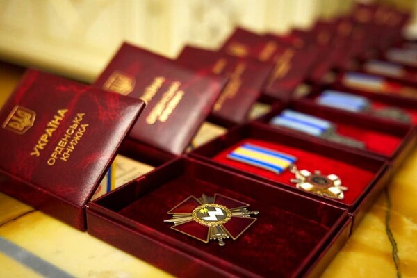 На Одещині нагородили дев'ять сімей загиблих захисників України фото