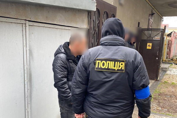 Требовал взятку за сохранение незаконного забора: в Одессе сотрудник райадминистрации попался на коррупции фото 3