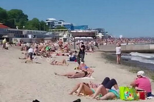В ОВА говорят, что пока рано говорить об открытии пляжного сезона в Одессе, но на пляжах аншлаг фото 2