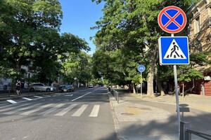 На одной из улиц в центре Одессы изменили схему движения фото