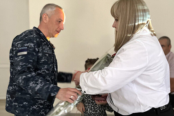 В Одесской области семьям погибших пограничников вручили государственные награды фото
