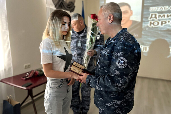 В Одесской области семьям погибших пограничников вручили государственные награды фото 2