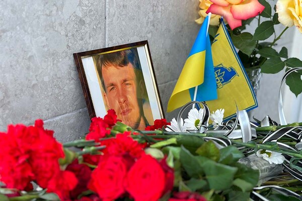 В Одесской области открыли мемориальную доску погибшему защитнику Мариуполя фото 8