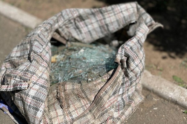 От ночной атаки дронов в Одессе пострадали несколько школ и детских садов фото 6