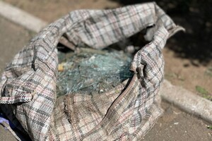 От ночной атаки дронов в Одессе пострадали несколько школ и детских садов фото 6