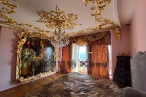В золоте и с бронированными окнами: в Одессе продают пентхаус за 1,4 миллионов долларов фото