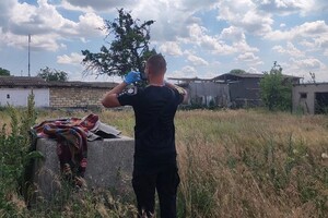 Брехав, що дружина перебуває за кордоном: на Одещині чоловік убив і закопав у сараї свою жінку фото 1