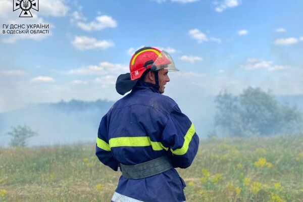 На Таирова чувствуется запах гари: что случилось фото