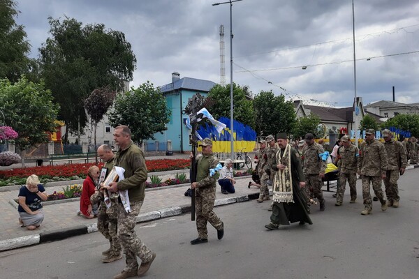 На Одещині попрощалися із загиблим воїном Дмитром Боровським фото 7