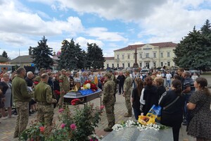 На Одещині попрощалися із загиблим воїном Дмитром Боровським фото 10