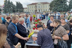 На Одещині попрощалися із загиблим воїном Дмитром Боровським фото 13