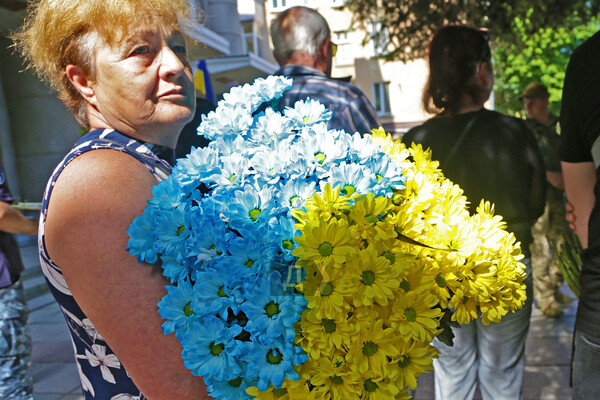 В Одессе простились с двумя погибшими героями, которые защищали страну фото 6