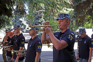 В Одессе простились с двумя погибшими героями, которые защищали страну фото 8