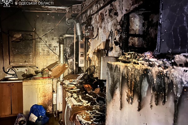 На Градоначальницкой в Одессе горела квартира фото 3