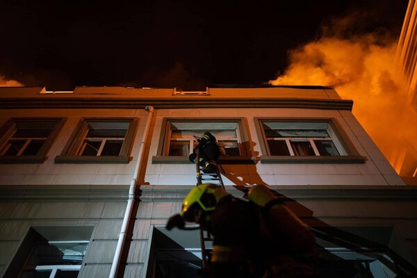 Ночью РФ снова атаковала Одессу ракетами: есть &quot;прилет&quot; и пострадавшие  (обновлено) фото 16