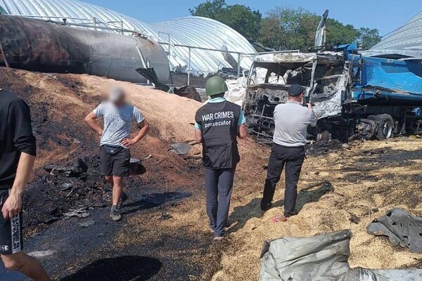 Ночная атака Одесской области:полицейские и прокуроры документируют последствия удара (обновлено) фото 2