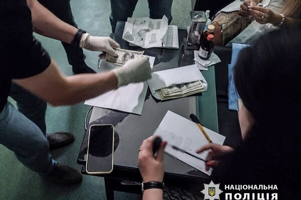 В Одесі затримали лікаря, яка поставила фейковий діагноз призовнику фото