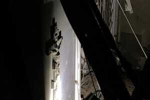 Зруйновані собор і житлові будинки, є загиблий та поранені: подробиці нічної атаки на Одесу фото 1