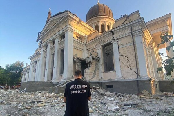Ночной обстрел исторического центра Одессы: прокуратура начала досудебное расследование фото 13