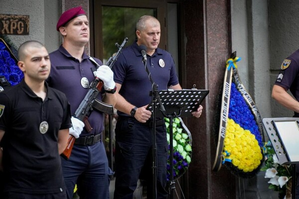 В Одессе простились с полицейским, который погиб за Украину в Херсонской области фото 4