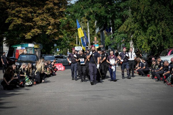 В Одесі попрощалися з поліцейським, який загинув за Україну на Херсонщині фото 8