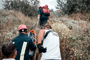 Тіло жінки, що потонула тиждень тому у Фонтанці, прибило до скель фото