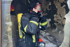 Що сьогодні горіло в одеській Аркадії фото 3