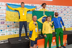 Юный боксер из Одессы завоевал серебряную медаль на Всемирной Гимназиаде фото 1