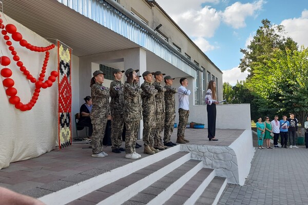 В Одесі та області відкрили меморальні дошки двом захисникам України фото 9