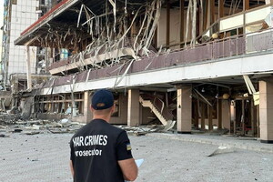 Зруйновані морвокзал та готель: прокуратура розпочала розслідування нічного обстрілу Одеси фото 5