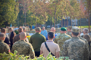 У День захисників та захисниць України в Одесі вшанували пам'ять загиблих Героїв фото 18