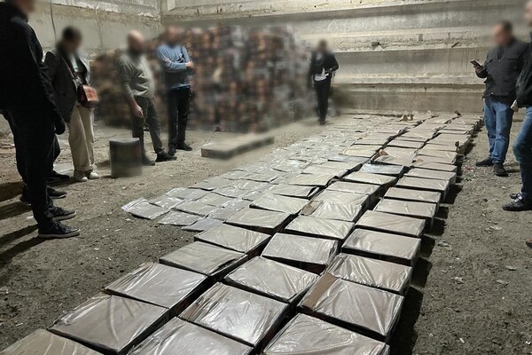 СБУ &quot;накрили&quot; масштабний наркотрафік іранського героїну через Одесу до ЄС фото 6